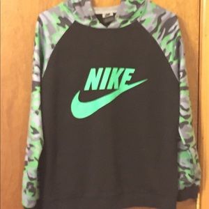 Boys green n white army print on black hoodie.